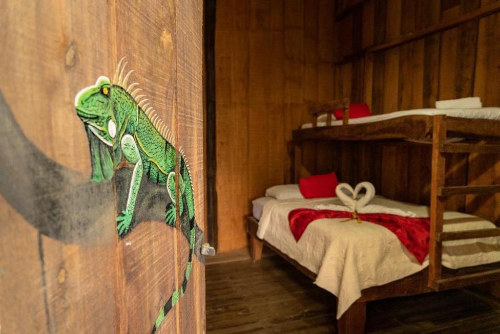 Hostel Rustico Marabi Tárcoles Dış mekan fotoğraf